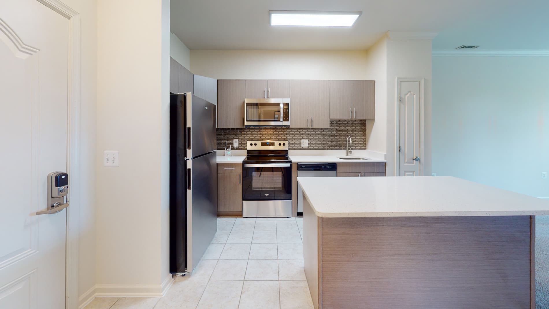 Signal Hill Apartment Homes 1 of 5