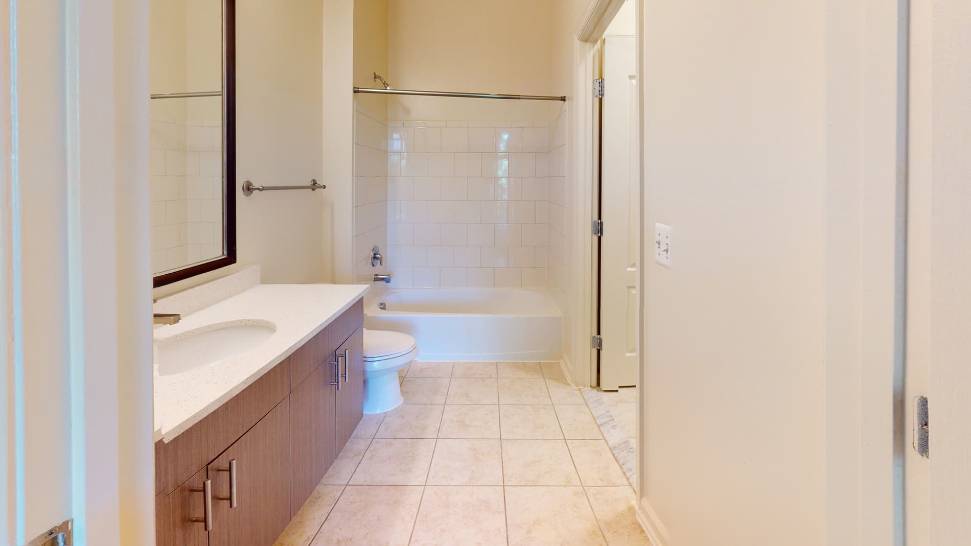 Signal Hill Apartment Homes 4 of 5