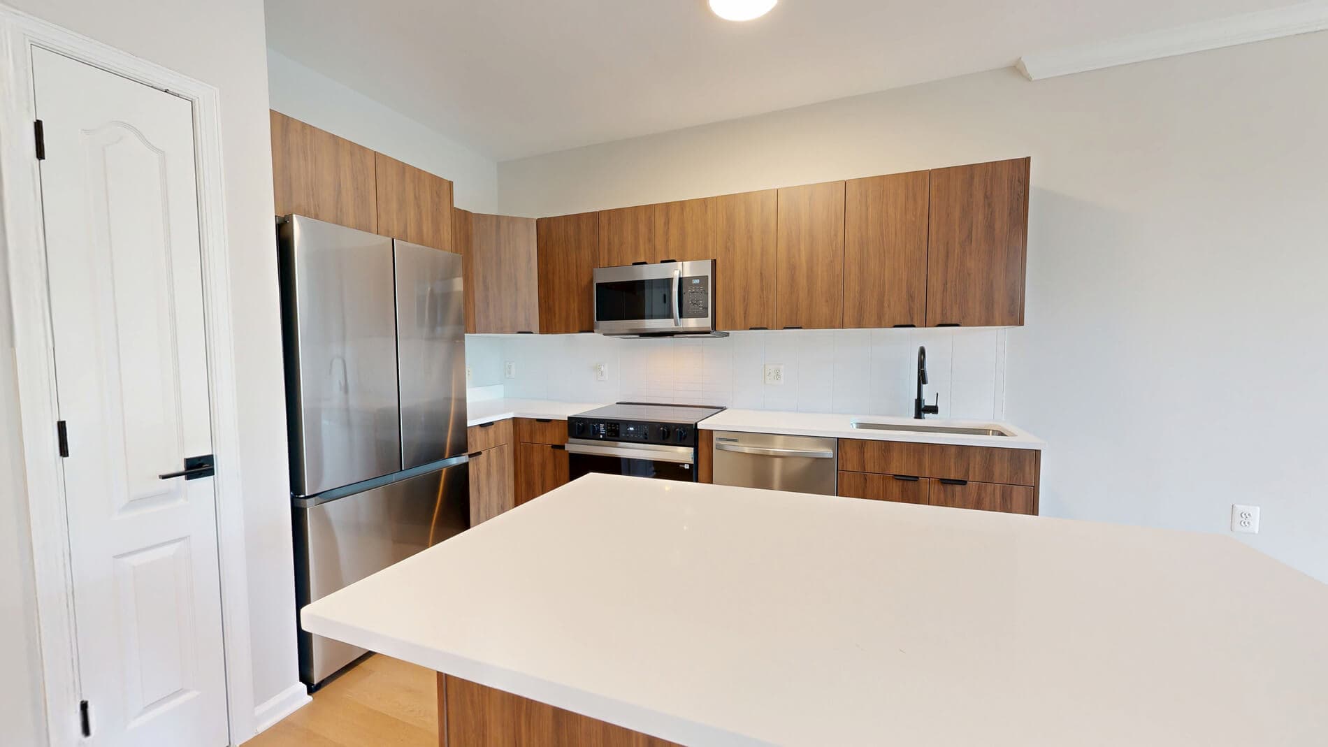 Signal Hill Apartment Homes 1 of 5