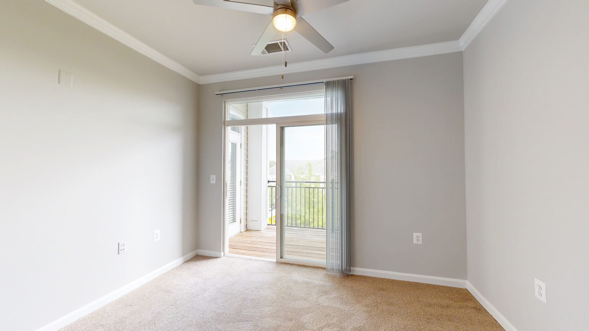 Signal Hill Apartment Homes 4 of 5