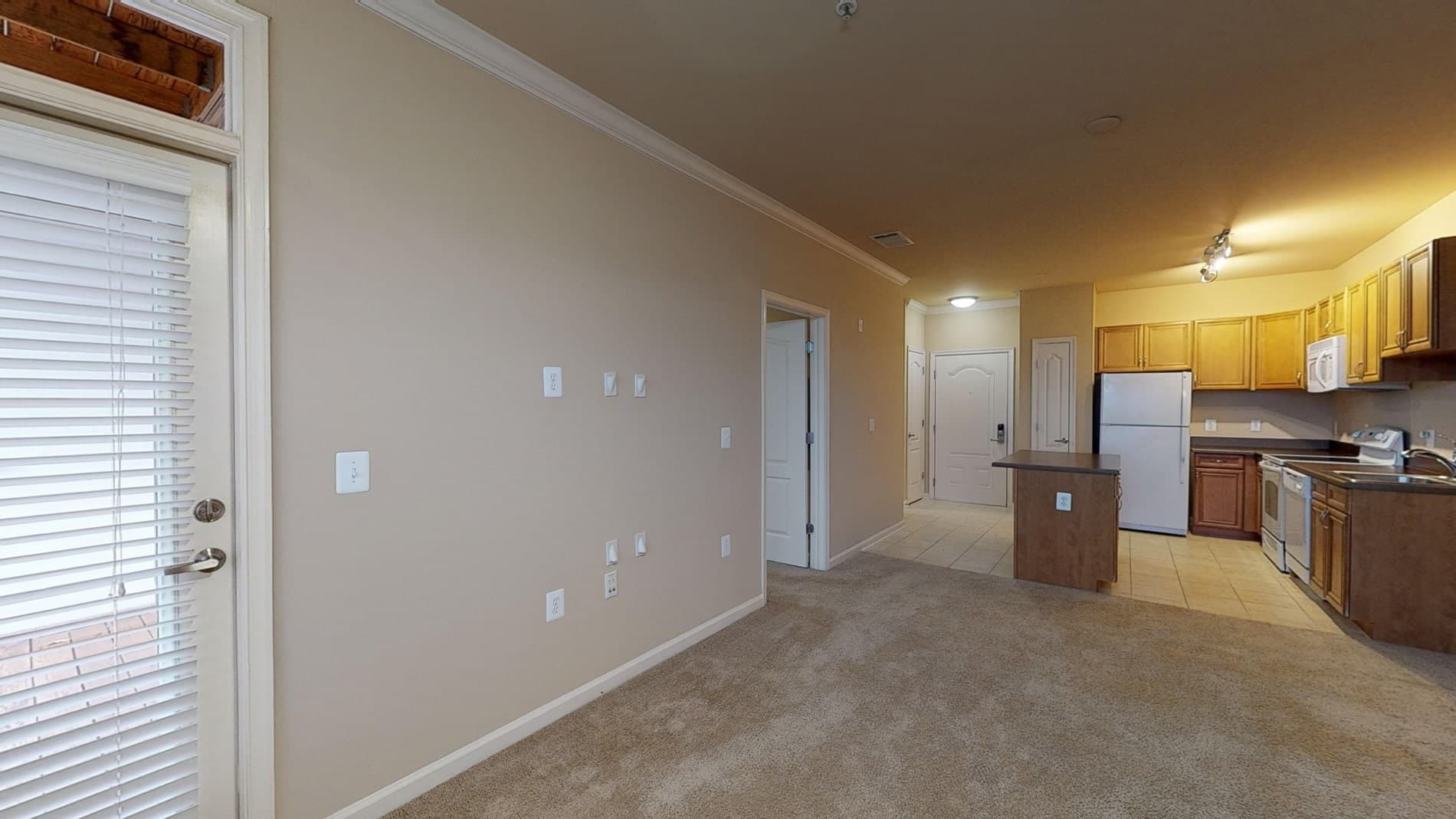 Signal Hill Apartment Homes 2 of 5