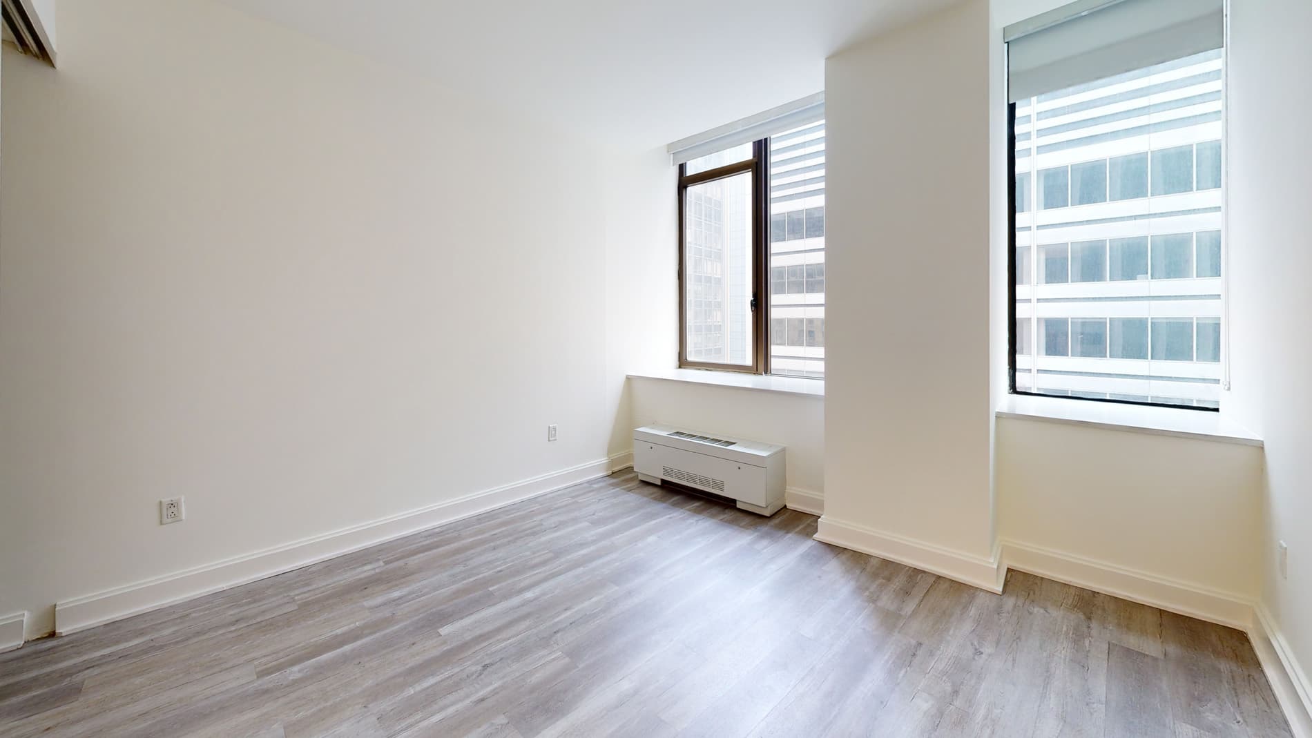 10 Hanover Square 3 of 5