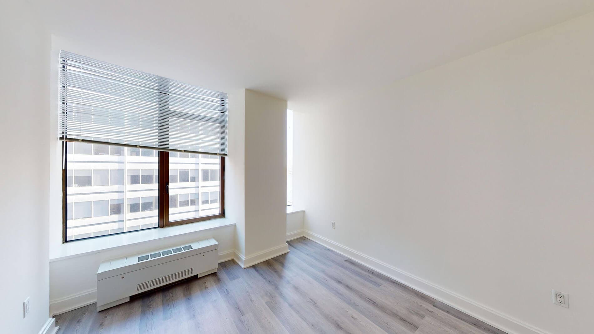 10 Hanover Square 3 of 5