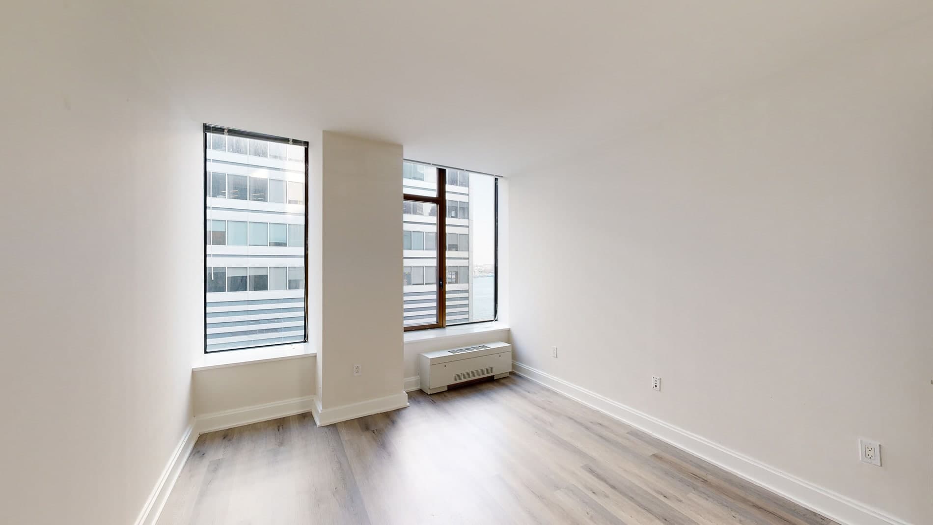 10 Hanover Square 3 of 5