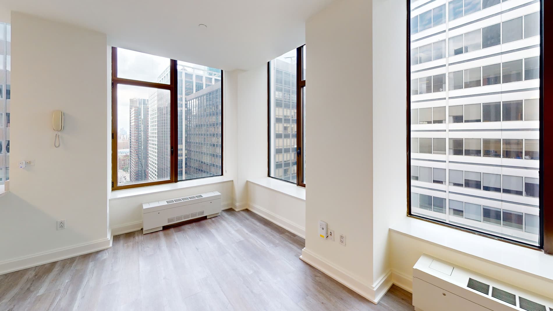 10 Hanover Square 2 of 5
