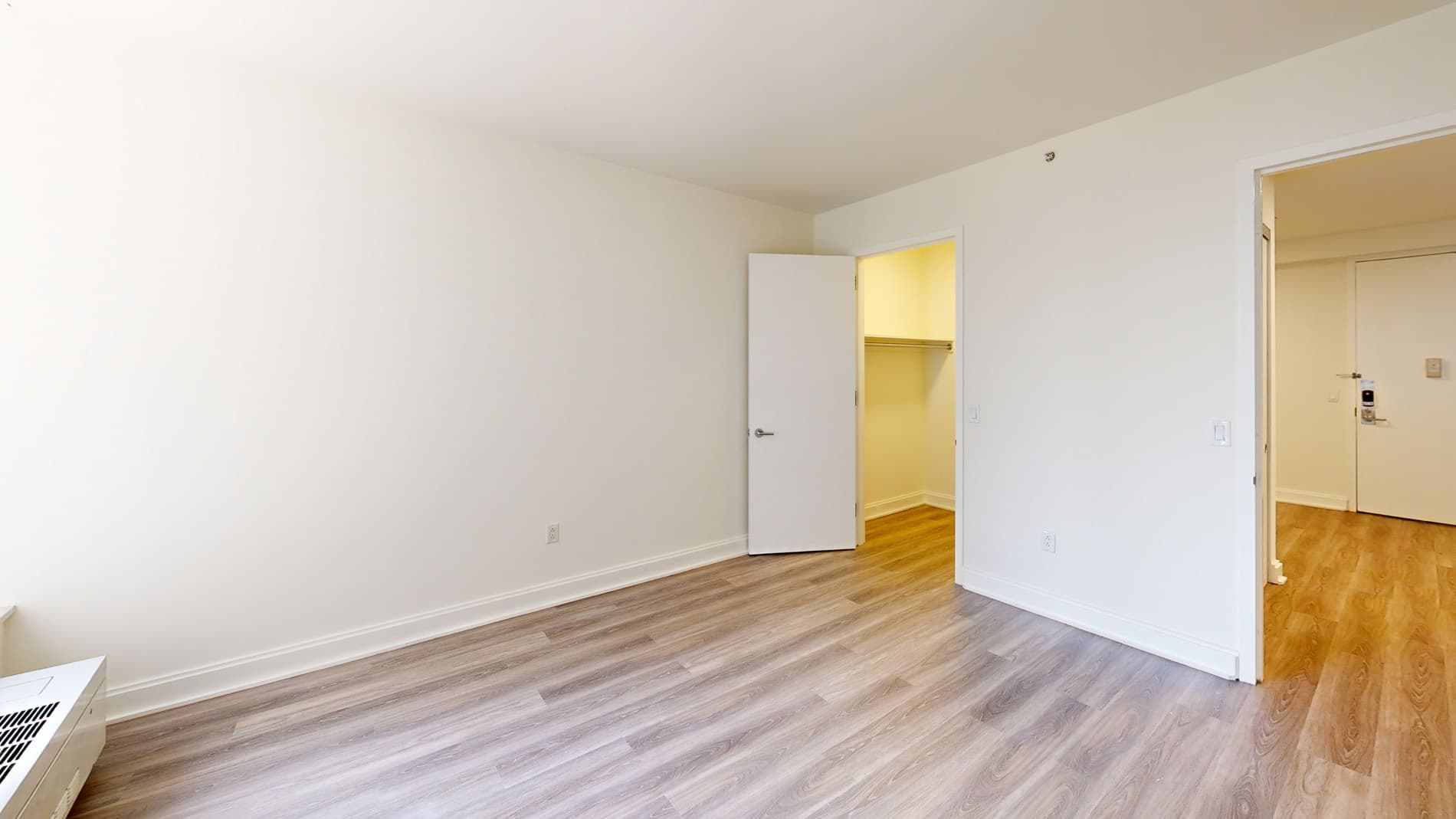 10 Hanover Square 3 of 5