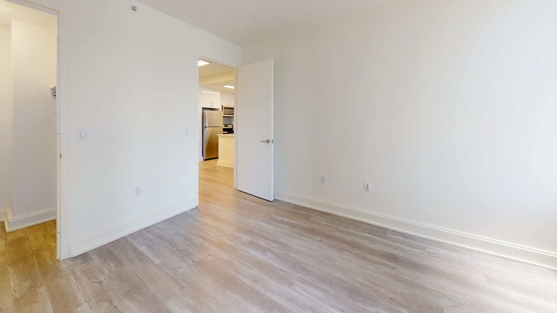10 Hanover Square 3 of 5