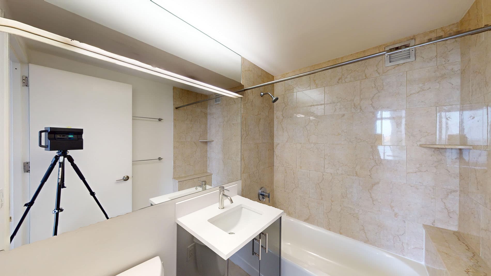 10 Hanover Square 4 of 5