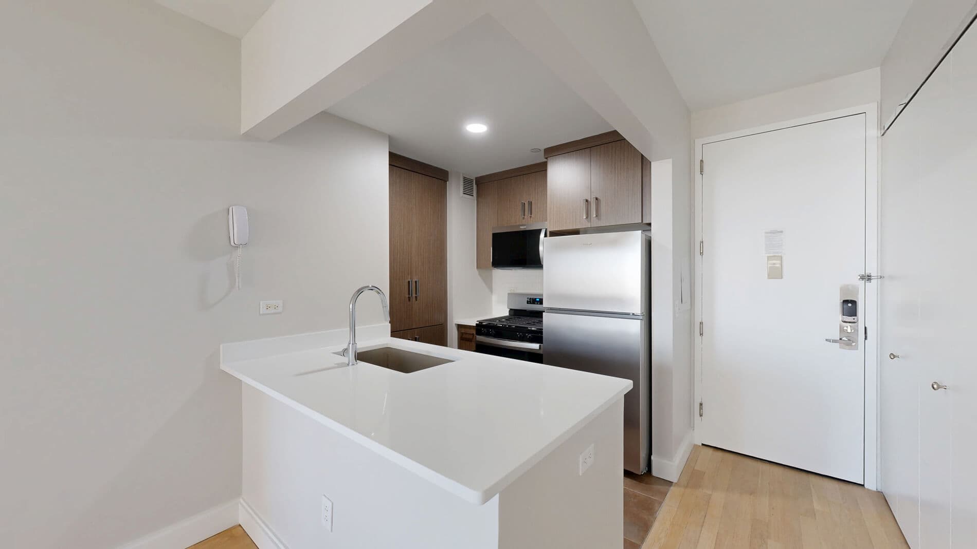 10 Hanover Square 1 of 5