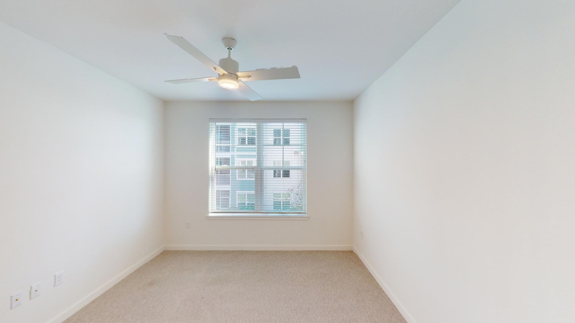 Essex Luxe Apartments 4 of 5