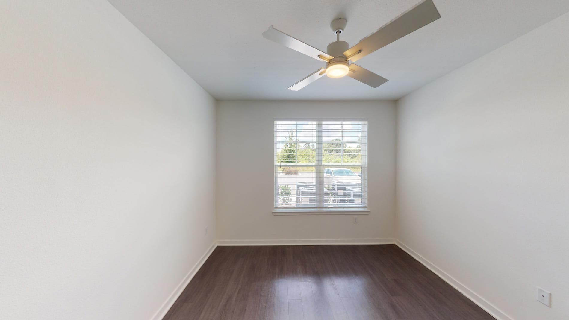 Essex Luxe Apartments 3 of 5