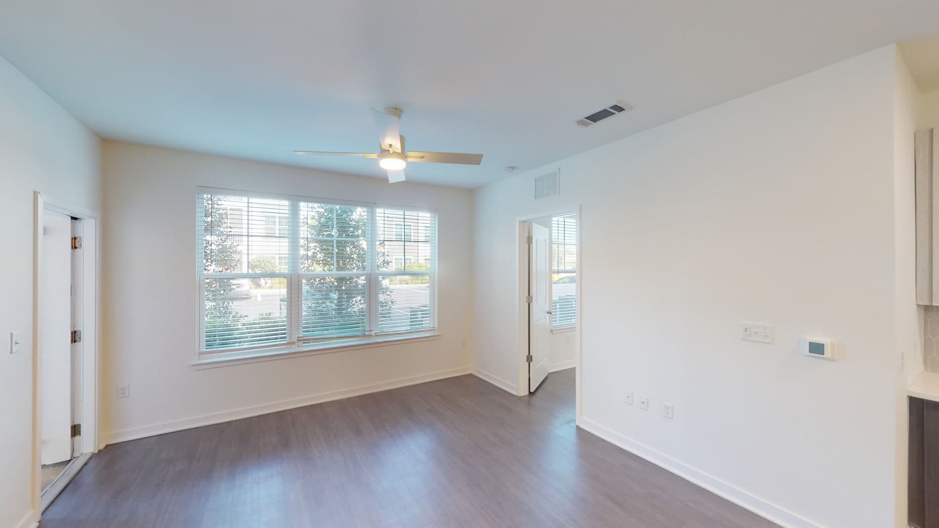 Essex Luxe Apartments 2 of 5