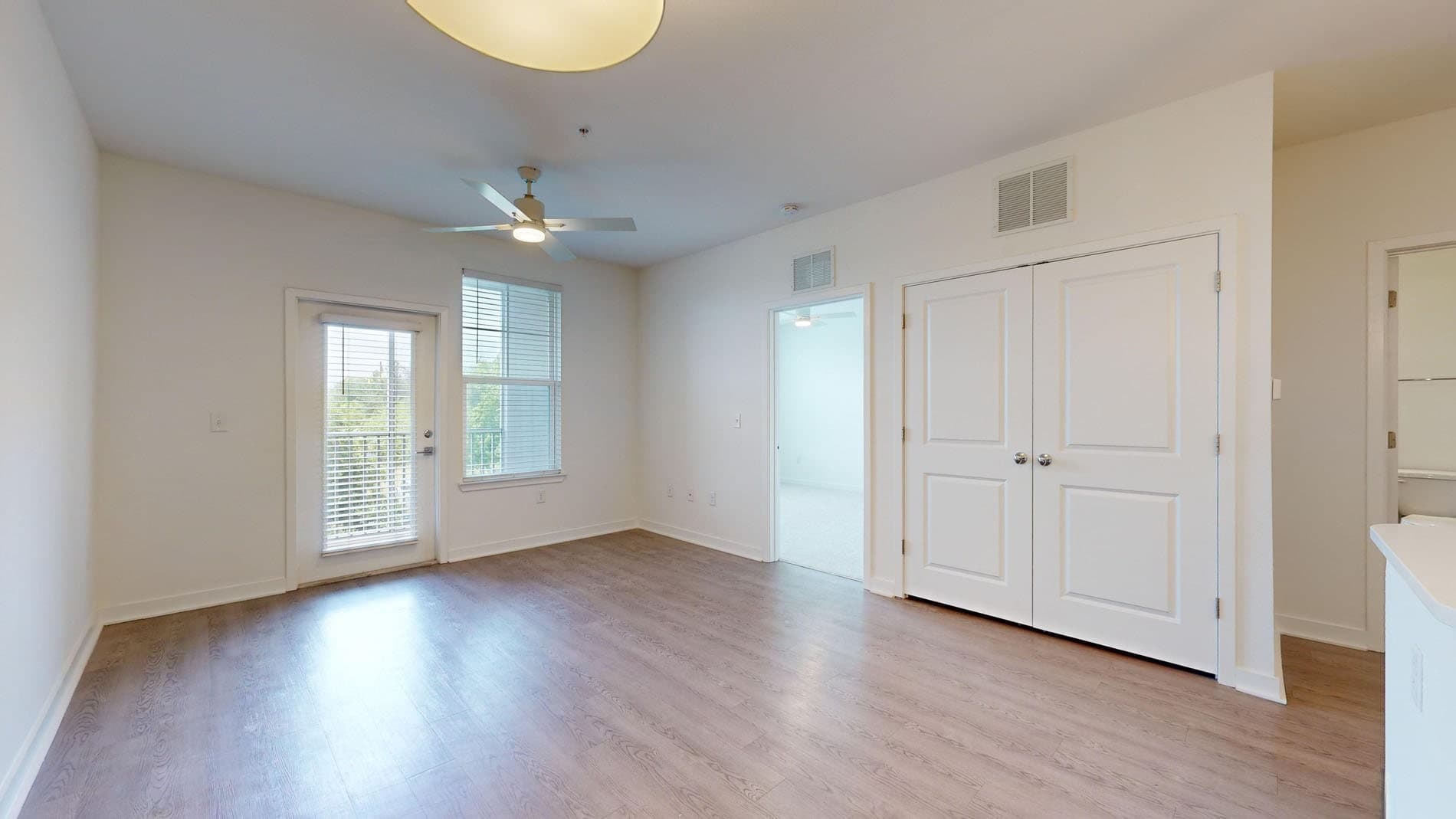 Essex Luxe Apartments 2 of 5