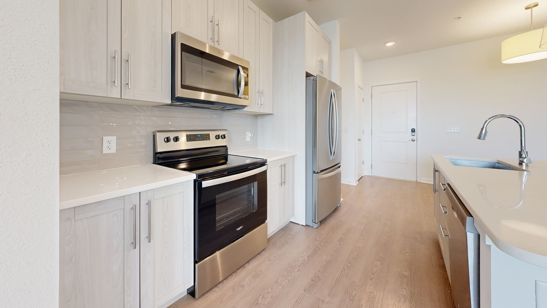 Essex Luxe Apartments 1 of 5