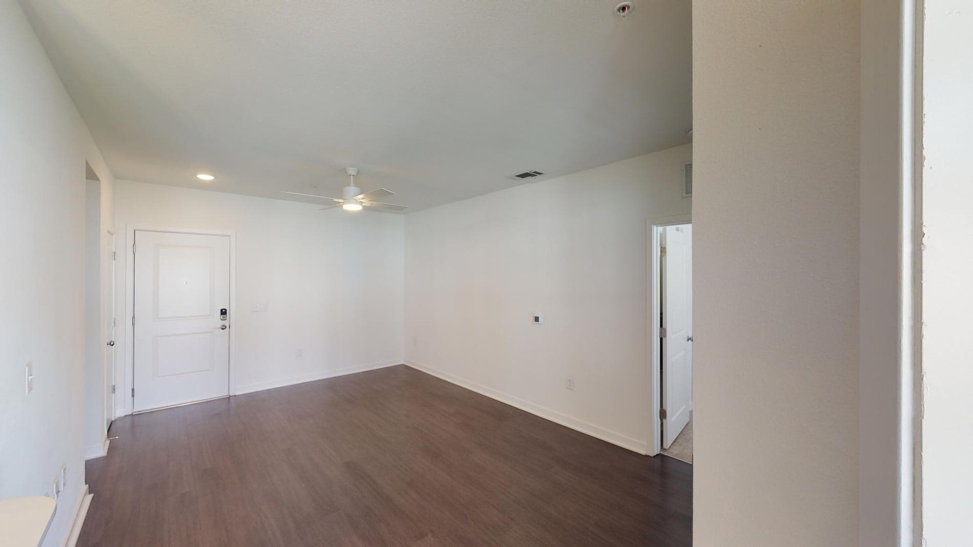 Essex Luxe Apartments 2 of 5