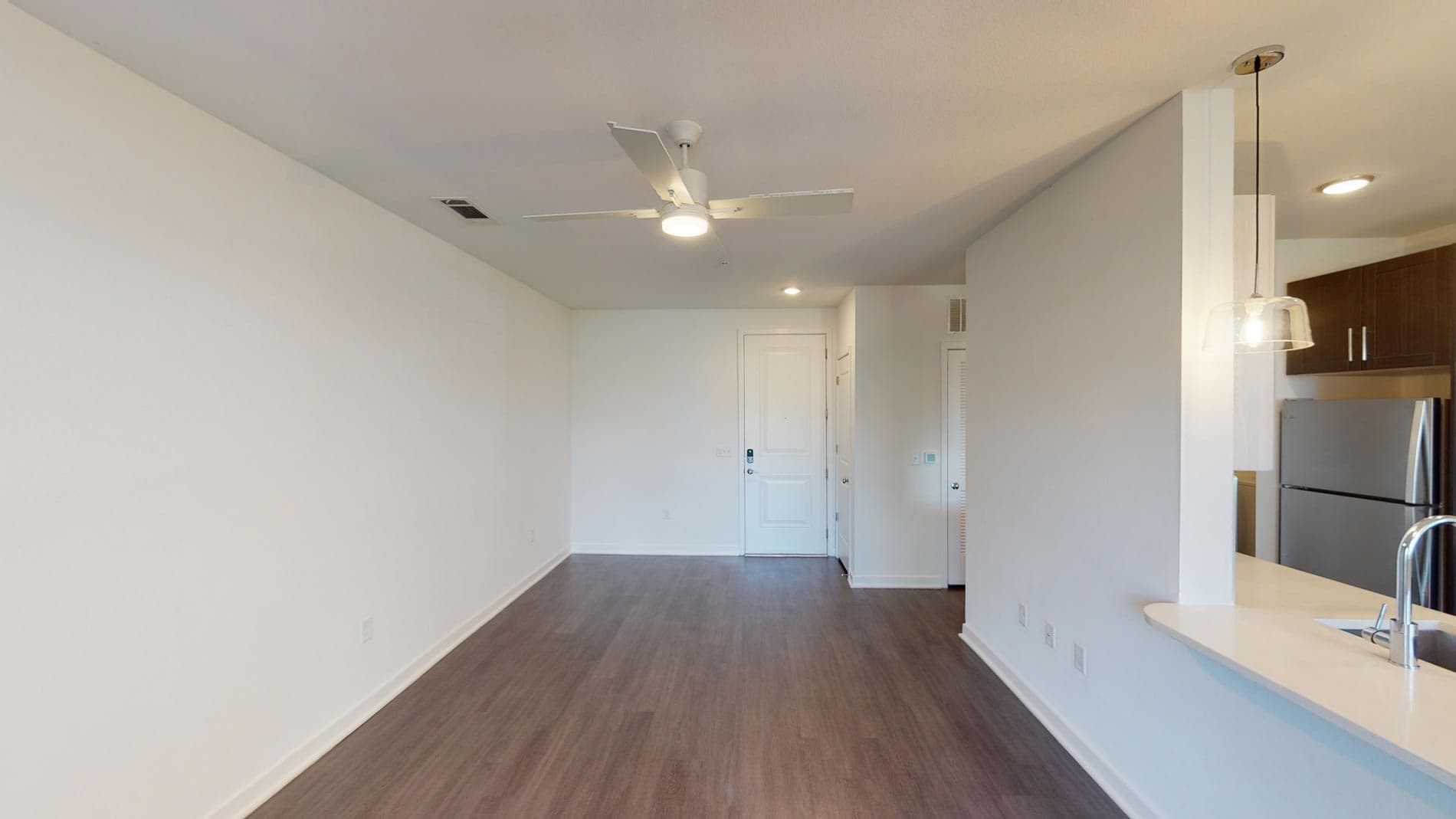 Essex Luxe Apartments 2 of 5