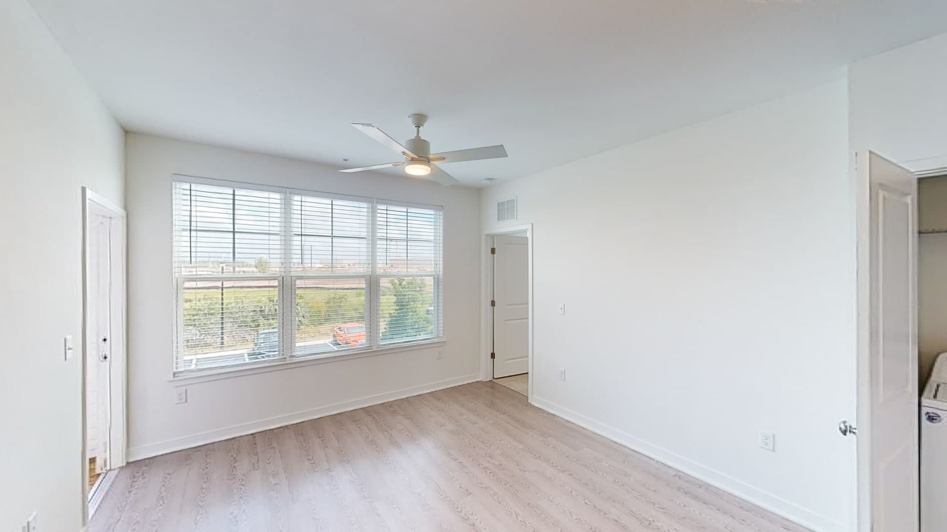 Essex Luxe Apartments 2 of 5