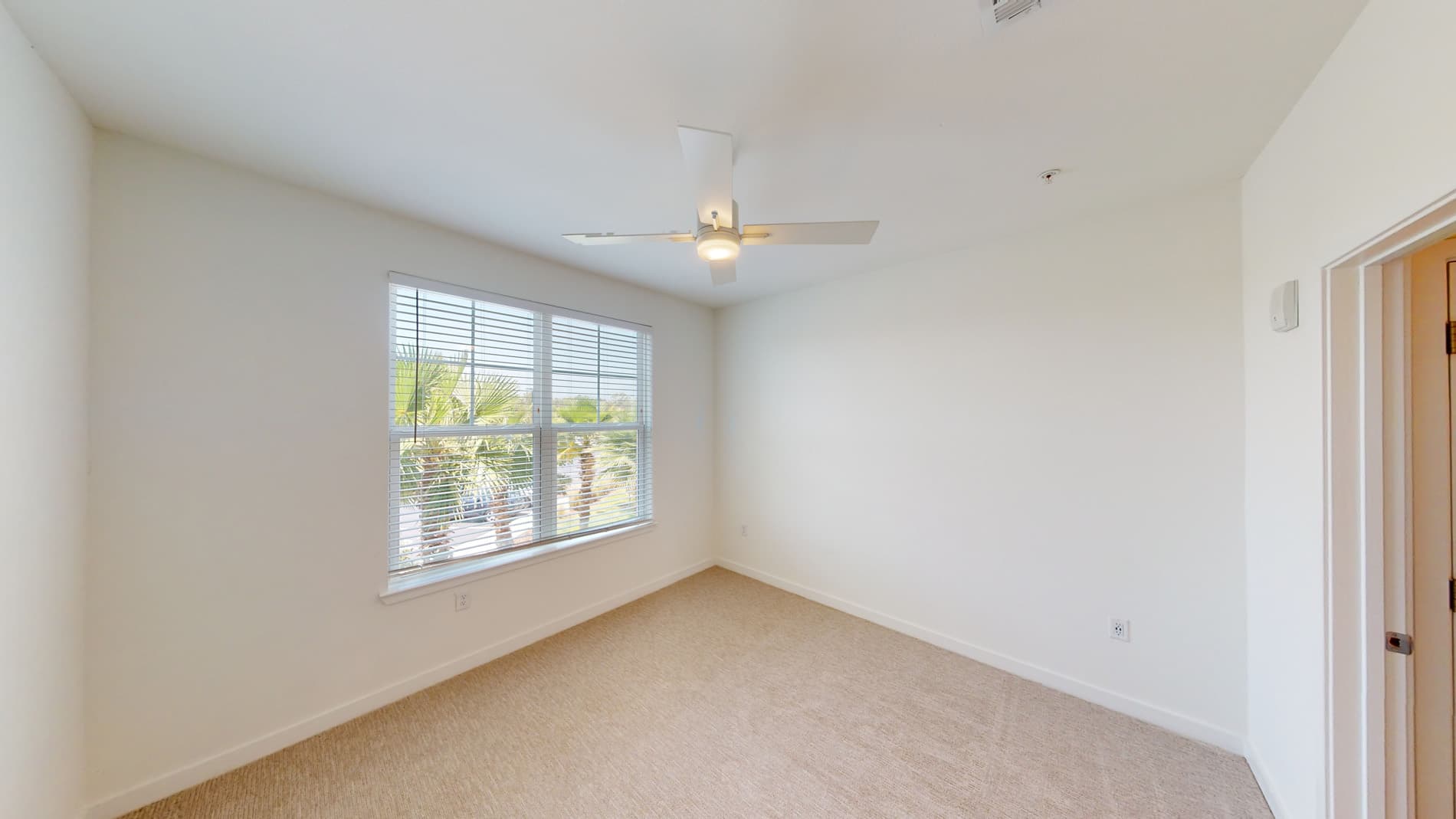 Essex Luxe Apartments 2 of 5