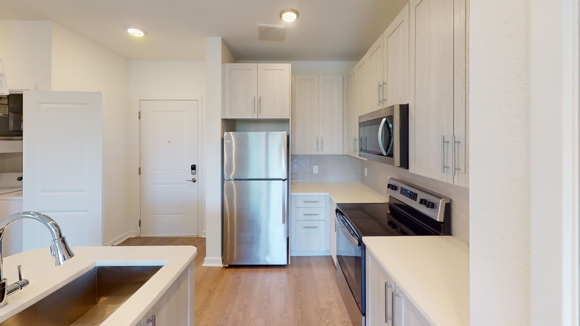 Essex Luxe Apartments 1 of 5