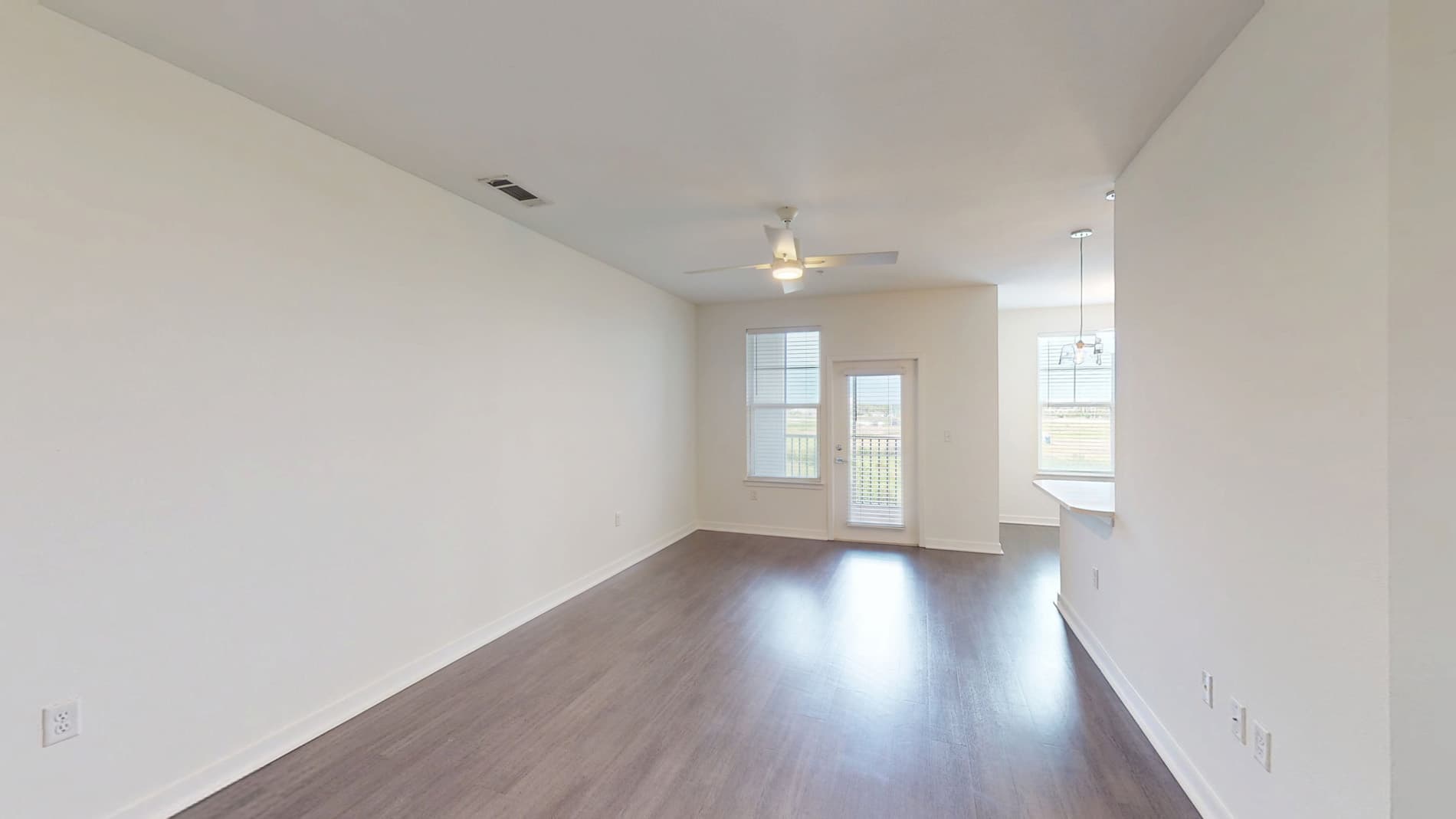Essex Luxe Apartments 2 of 5