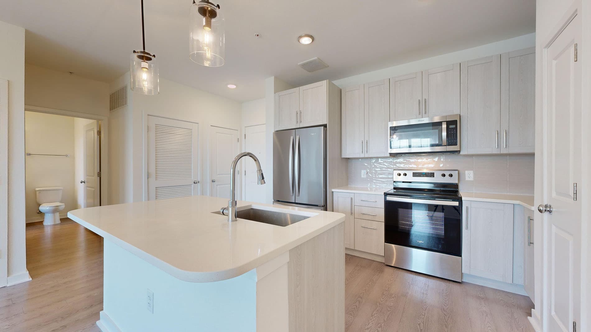 Essex Luxe Apartments 1 of 5