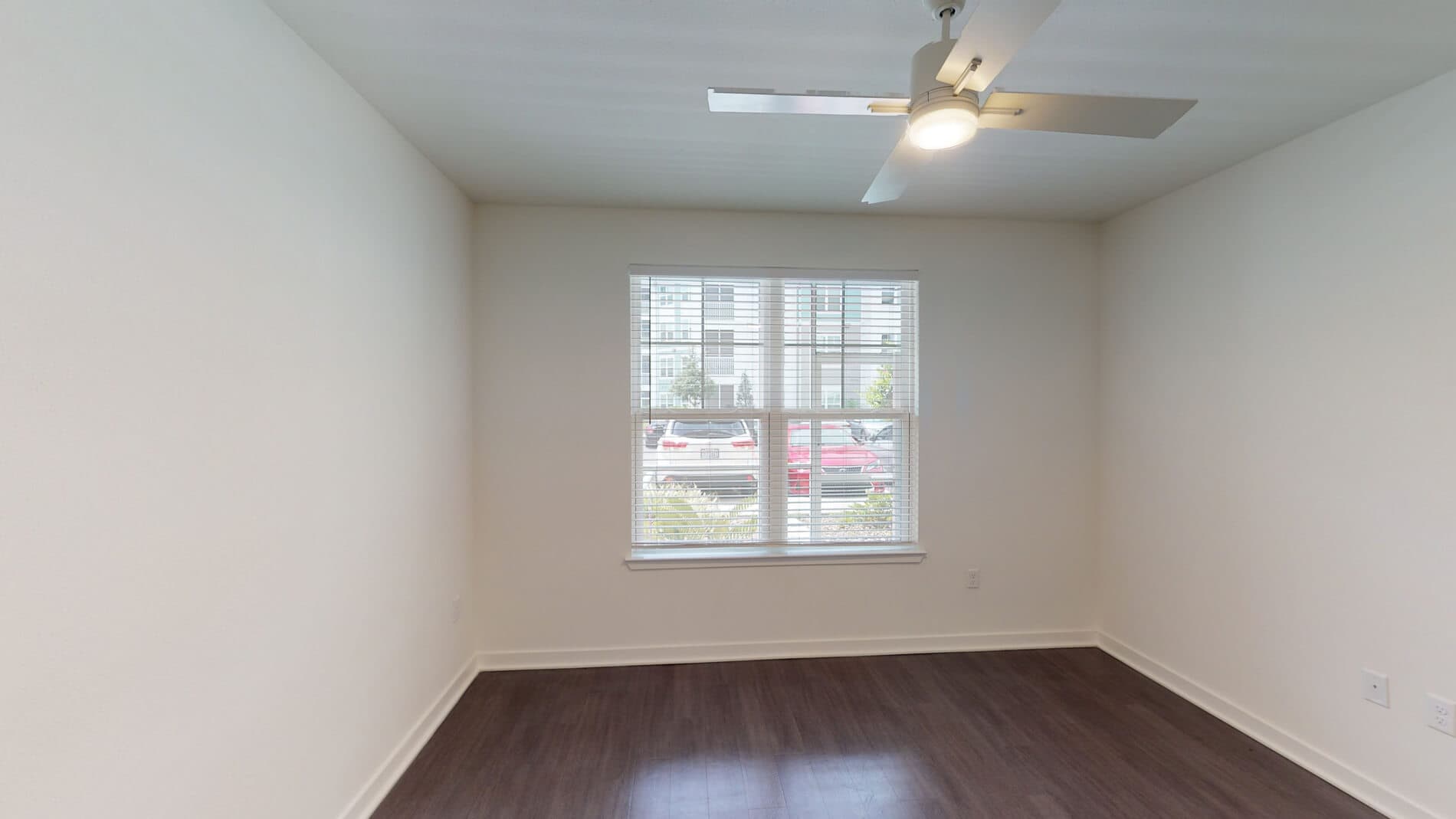 Essex Luxe Apartments 4 of 5