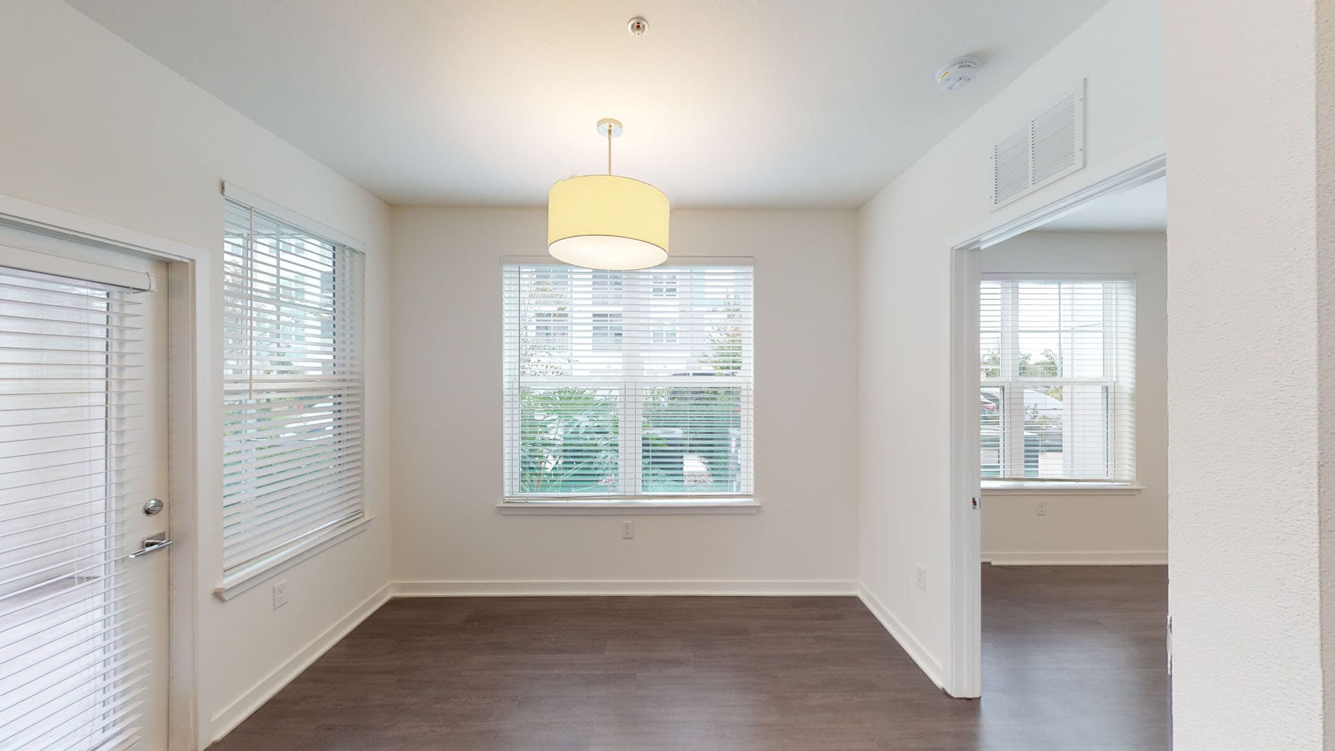 Essex Luxe Apartments 3 of 5