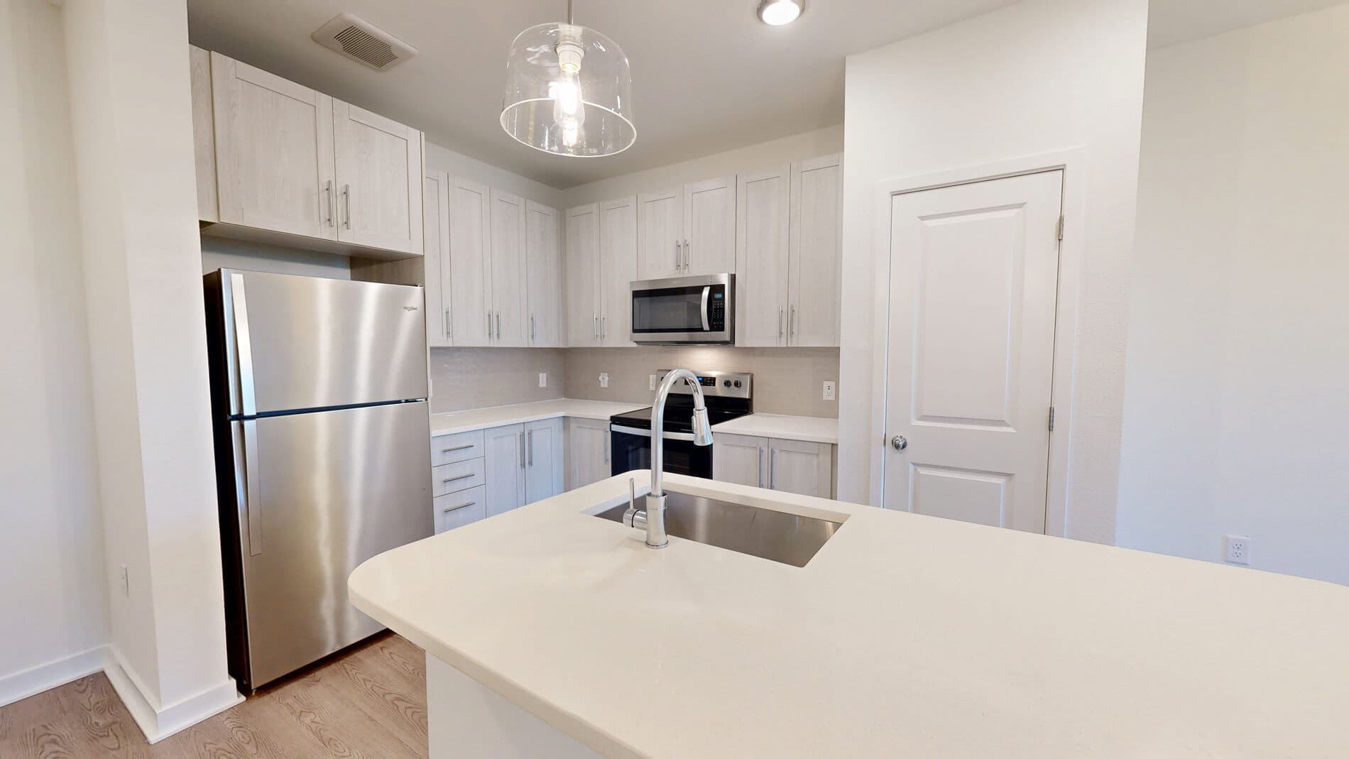 Essex Luxe Apartments 1 of 5