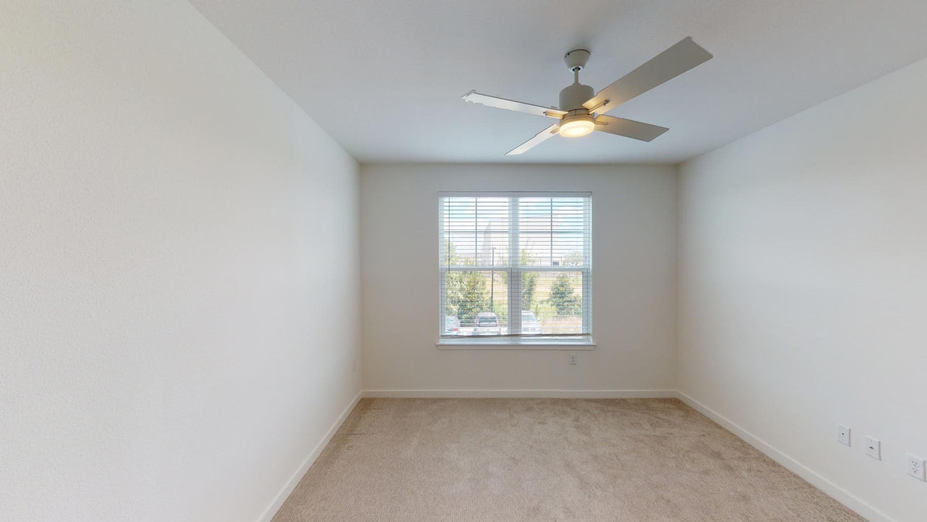 Essex Luxe Apartments 4 of 5