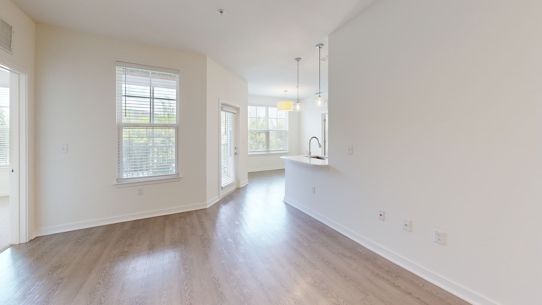 Essex Luxe Apartments 2 of 5