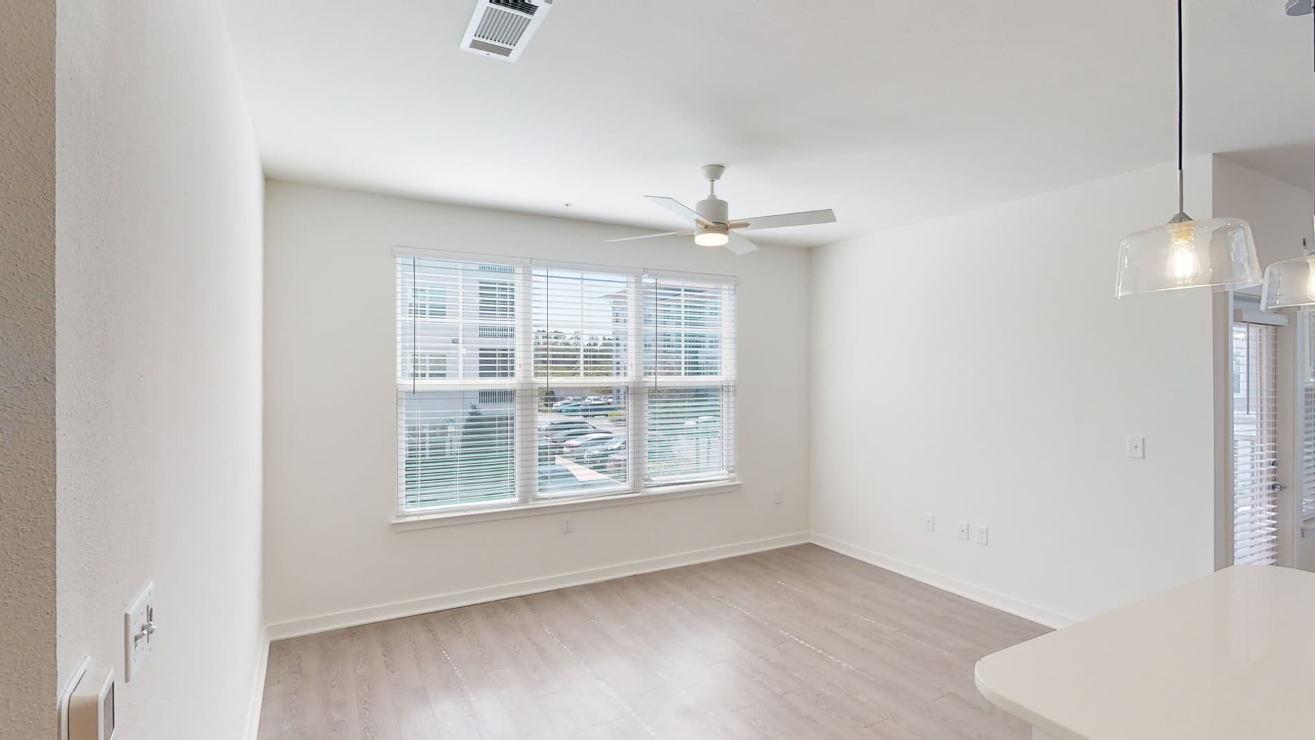 Essex Luxe Apartments 2 of 5