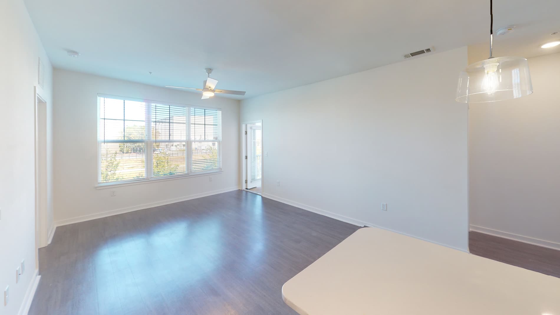 Essex Luxe Apartments 2 of 5