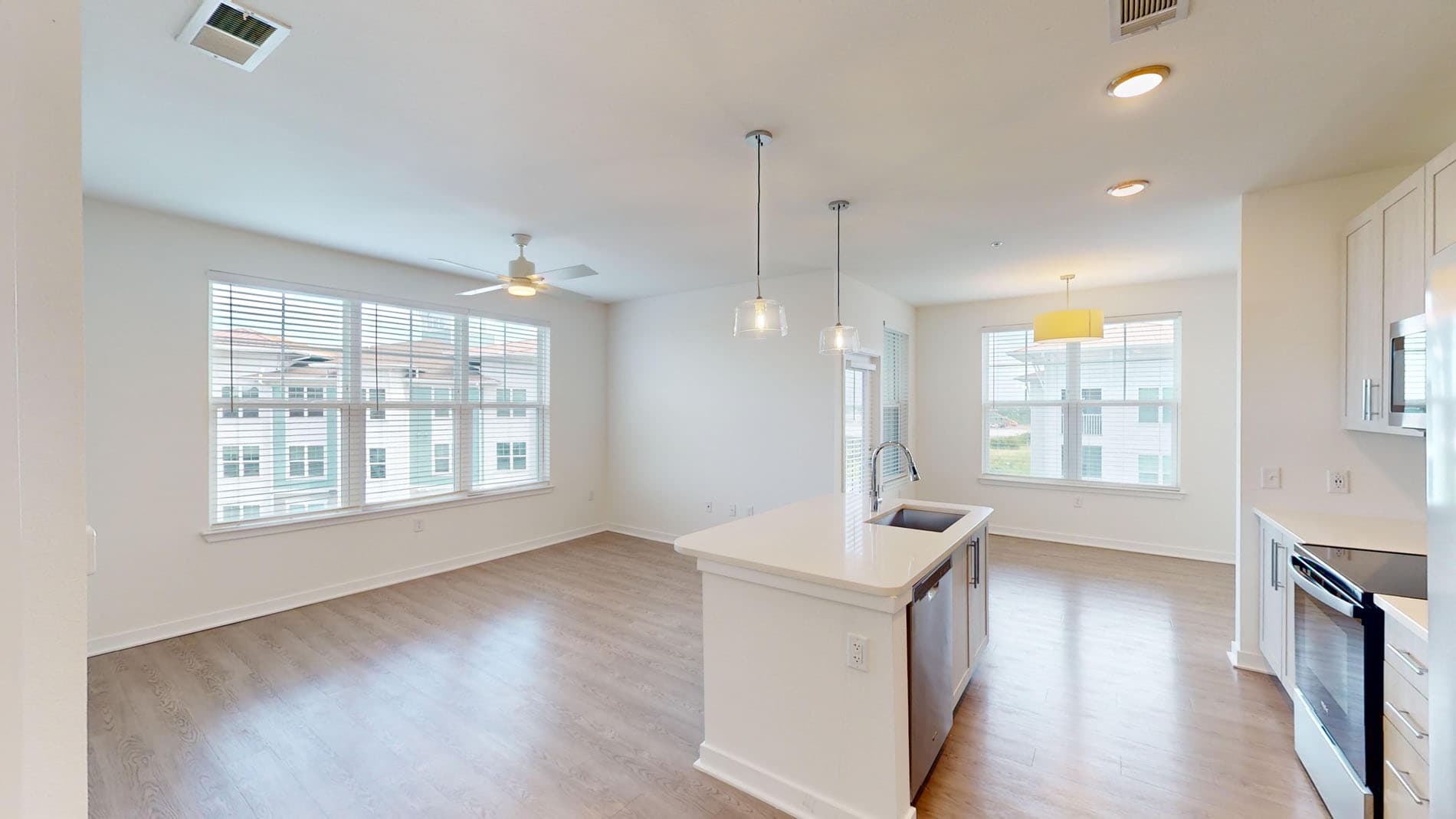 Essex Luxe Apartments 2 of 5