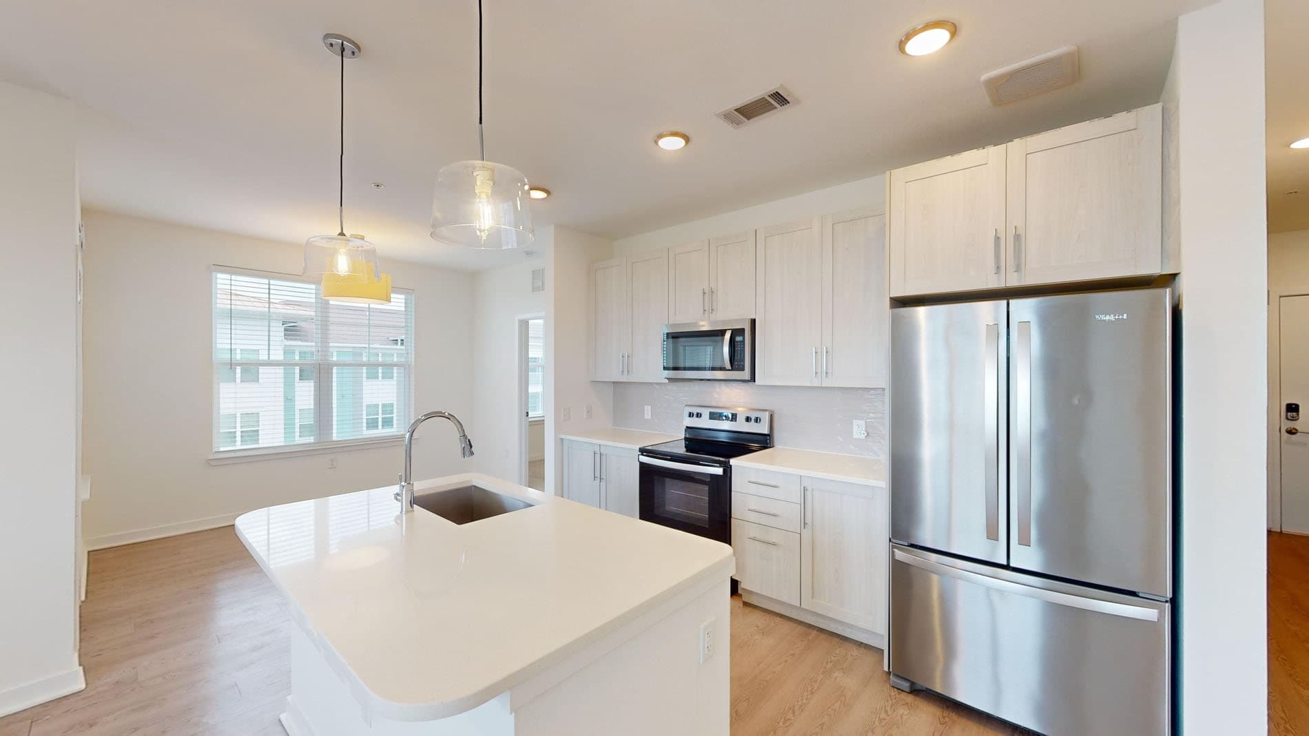 Essex Luxe Apartments 1 of 5