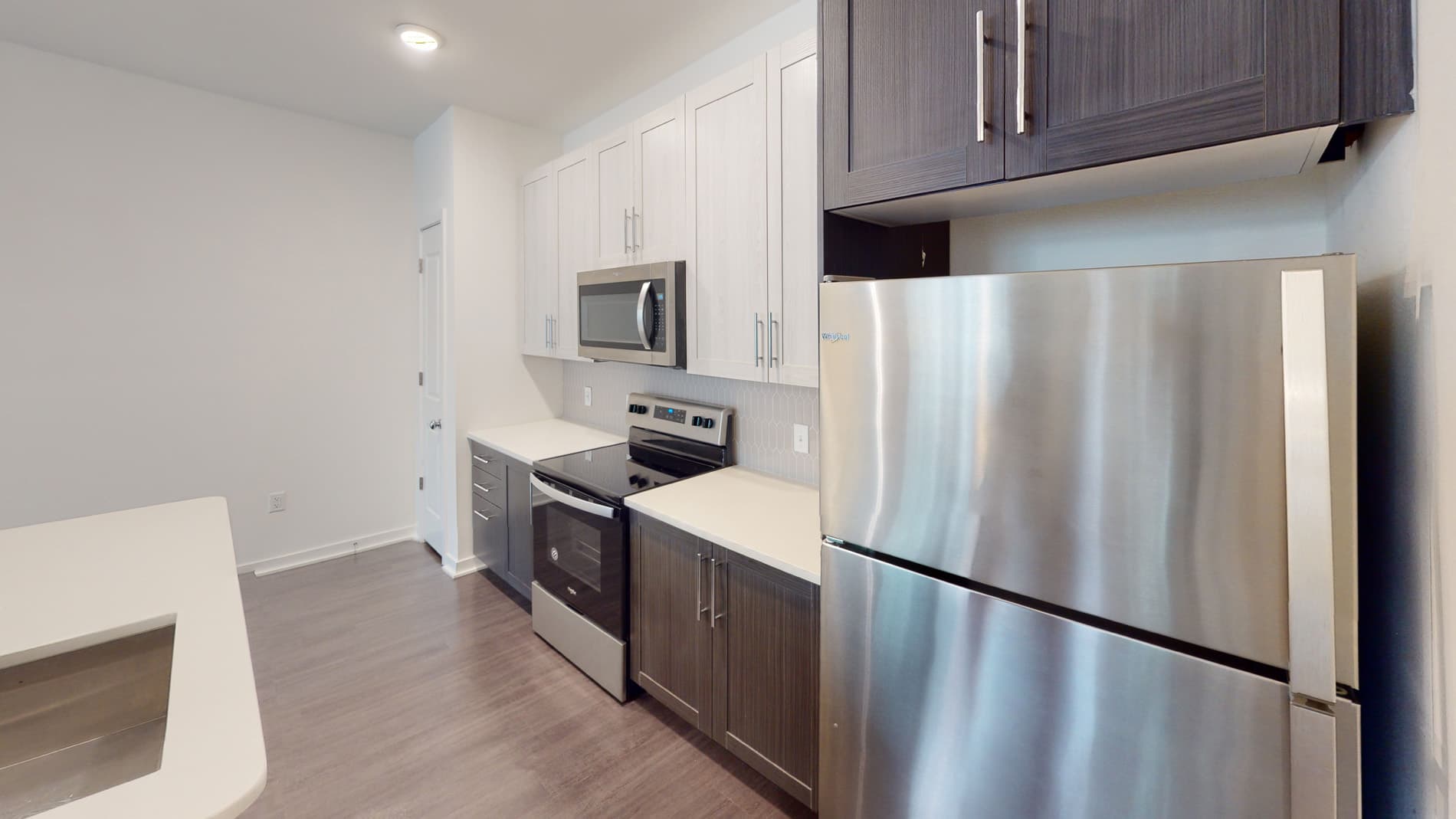 Essex Luxe Apartments 1 of 5