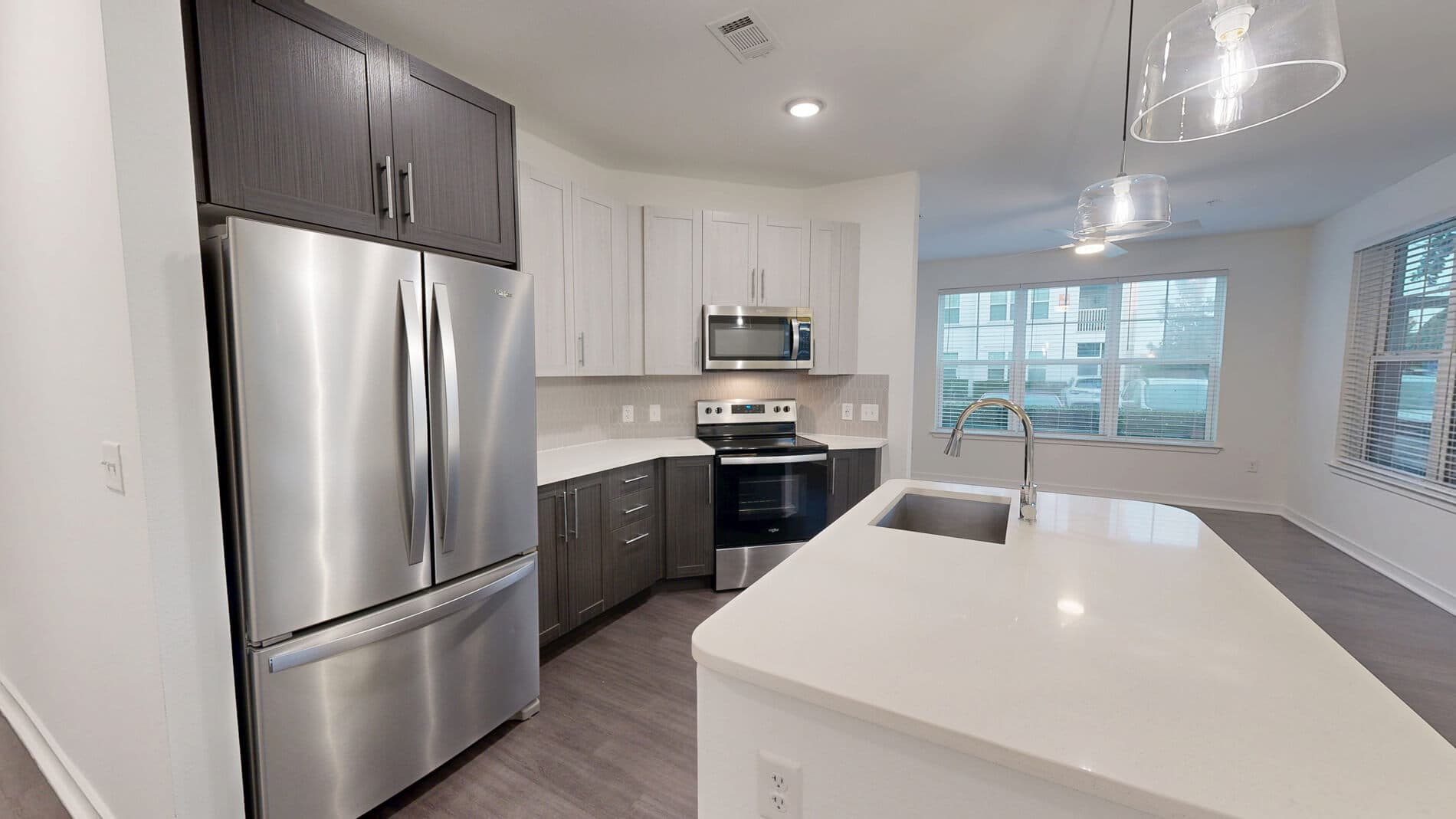 Essex Luxe Apartments 1 of 5