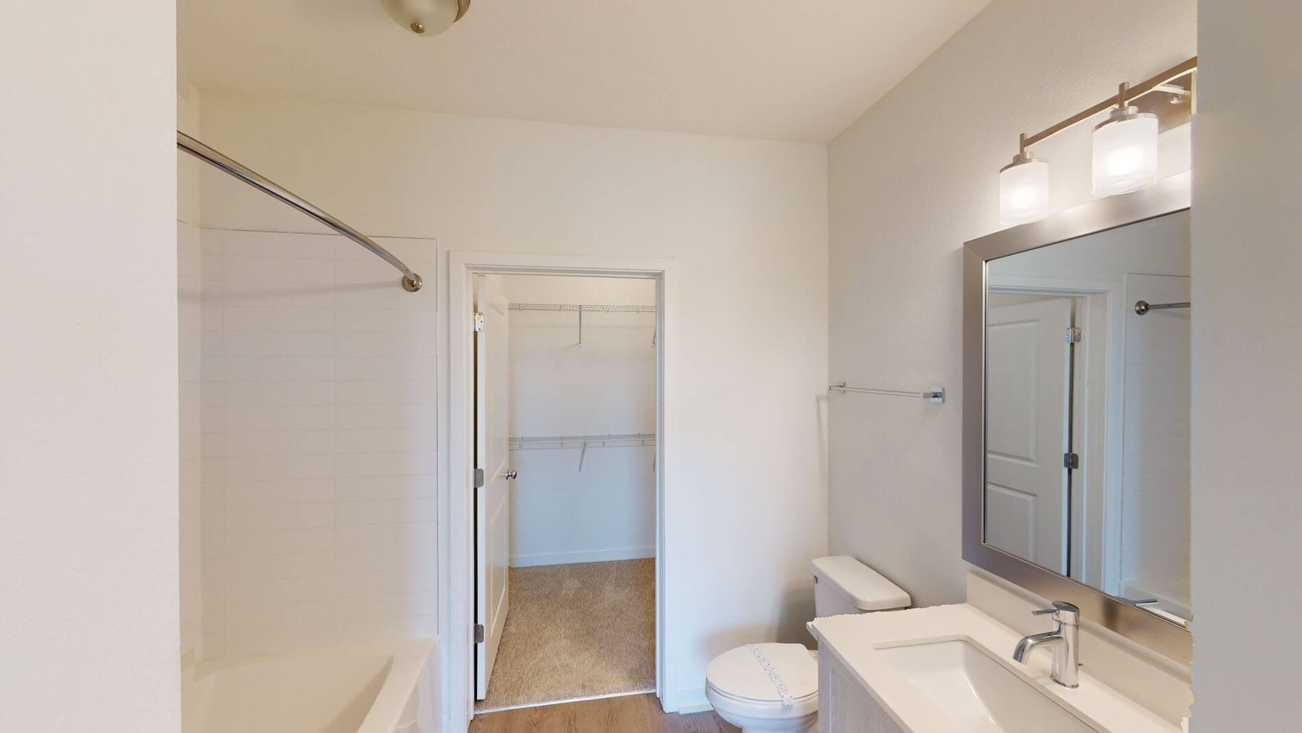 Essex Luxe Apartments 4 of 5