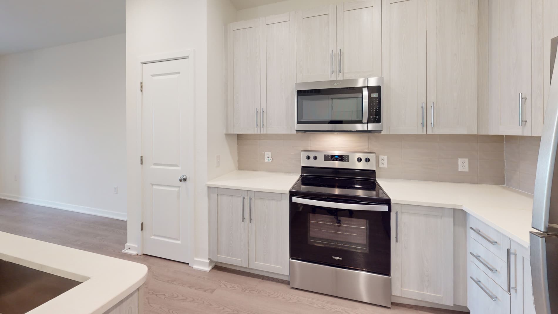 Essex Luxe Apartments 1 of 5