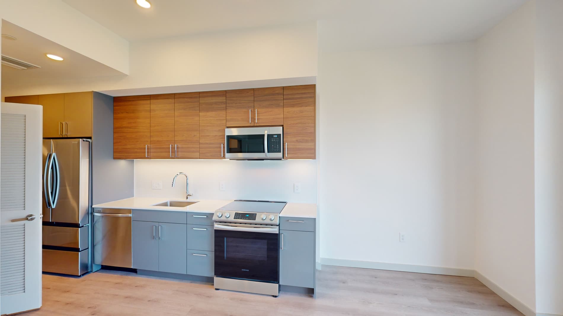 101 N Meridian 1 of 5