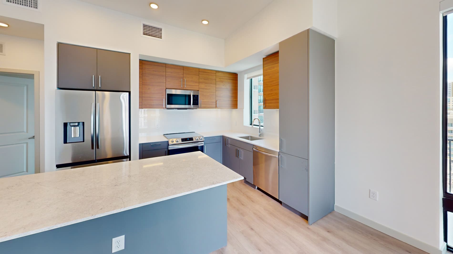 101 N Meridian 1 of 5
