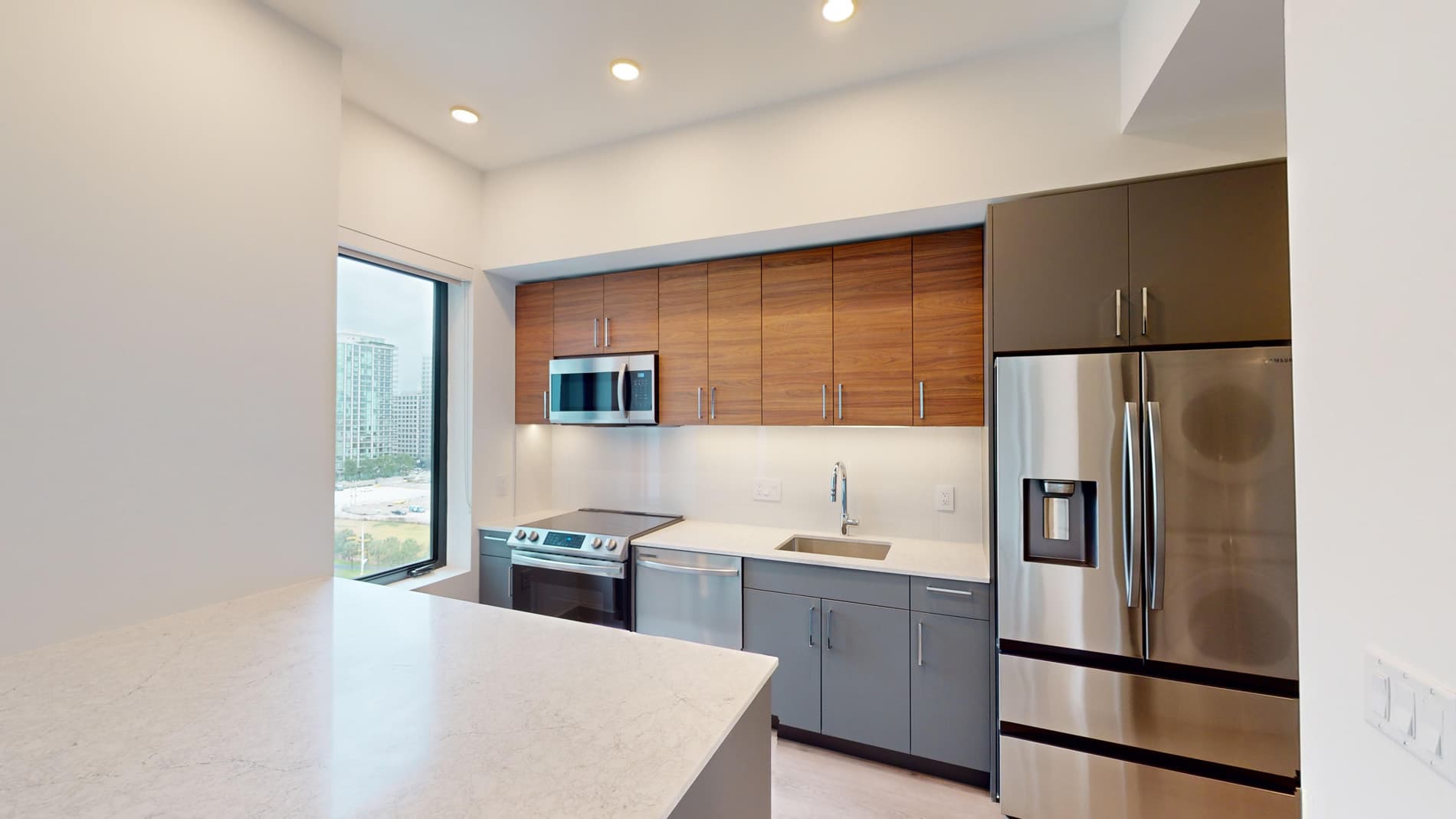 101 N Meridian 1 of 5