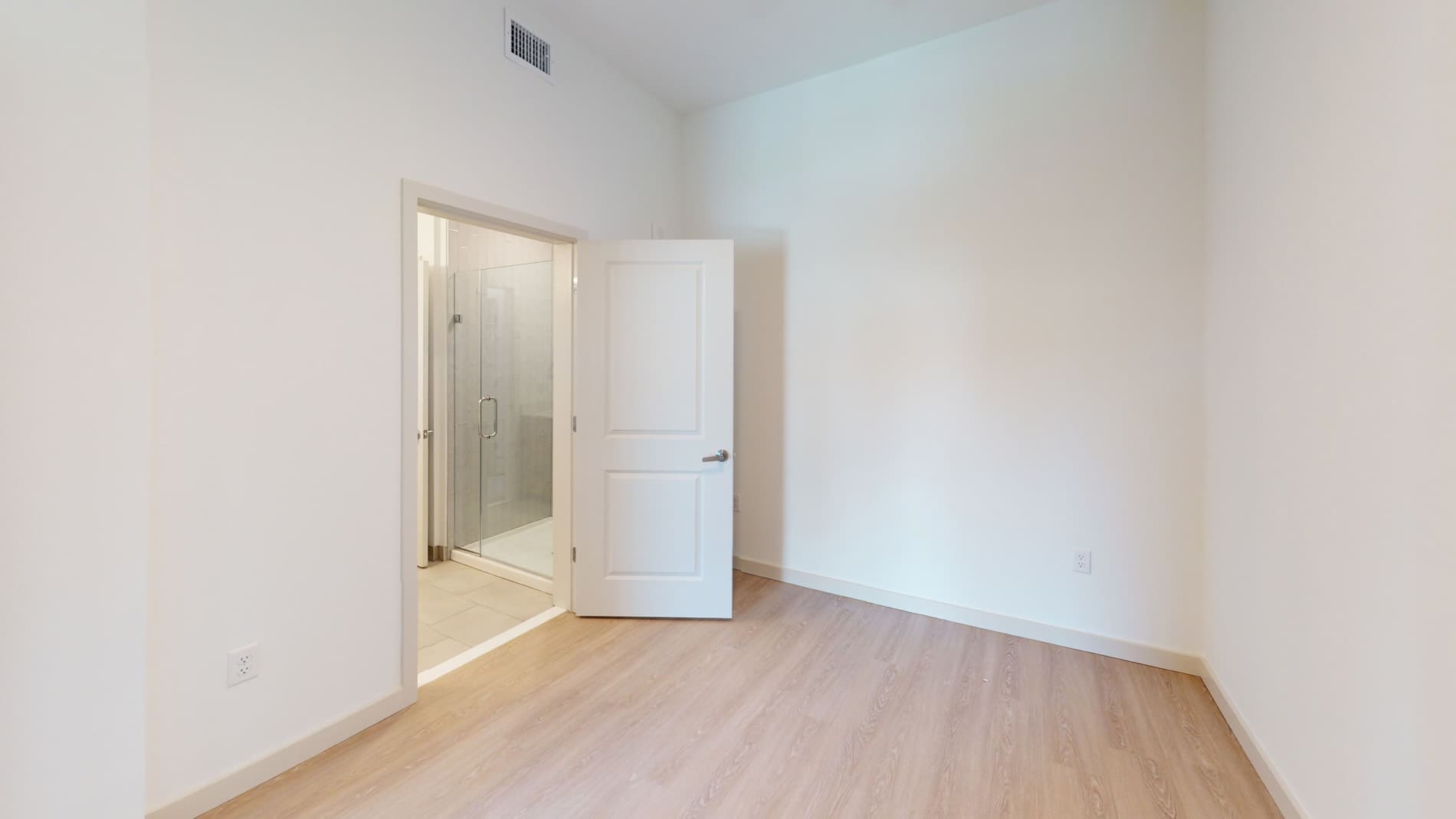101 N Meridian 3 of 5