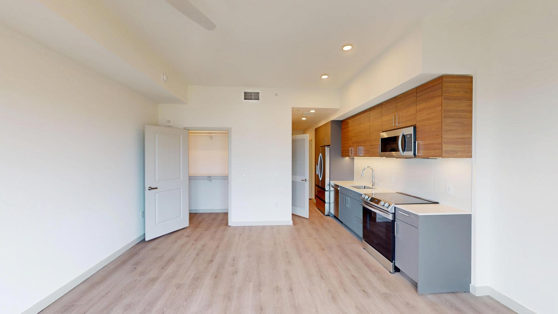 101 N Meridian 2 of 5