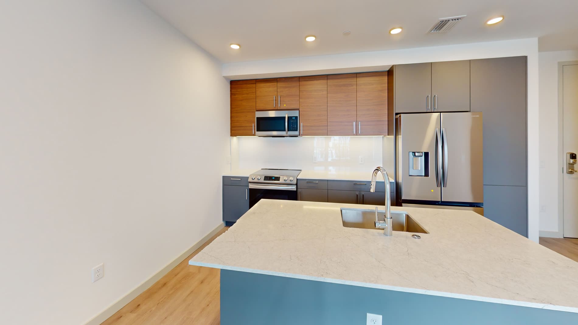 101 N Meridian 1 of 5