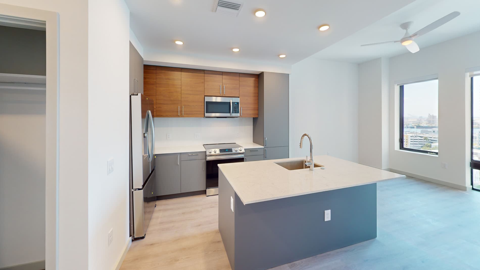 101 N Meridian 1 of 5