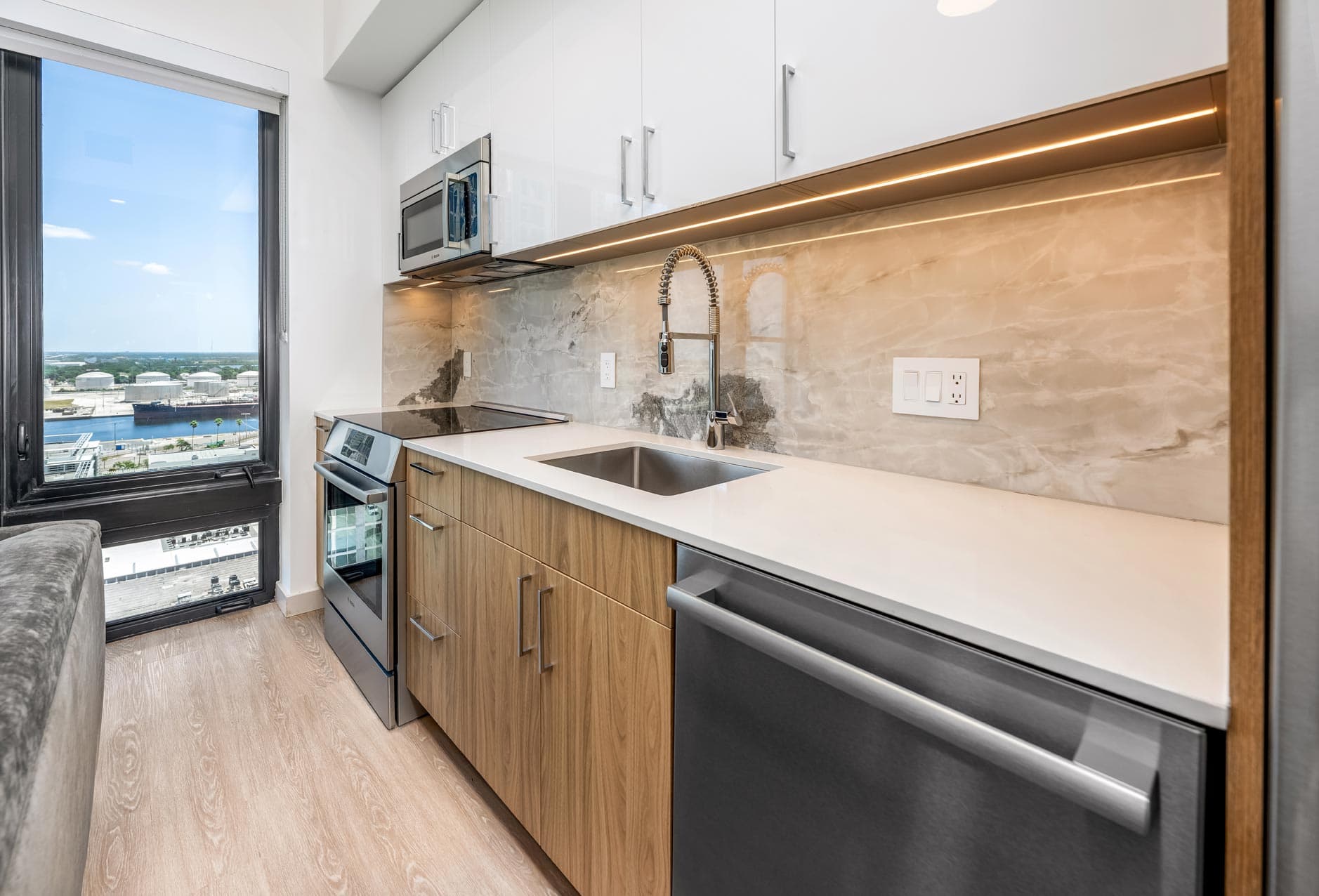 101 N Meridian 1 of 5