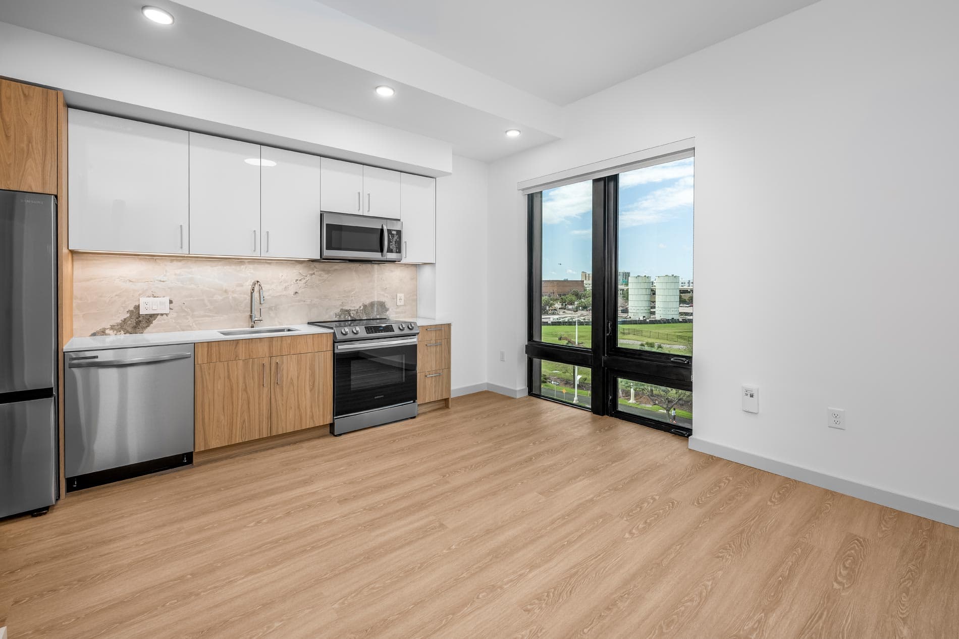 101 N Meridian 2 of 5