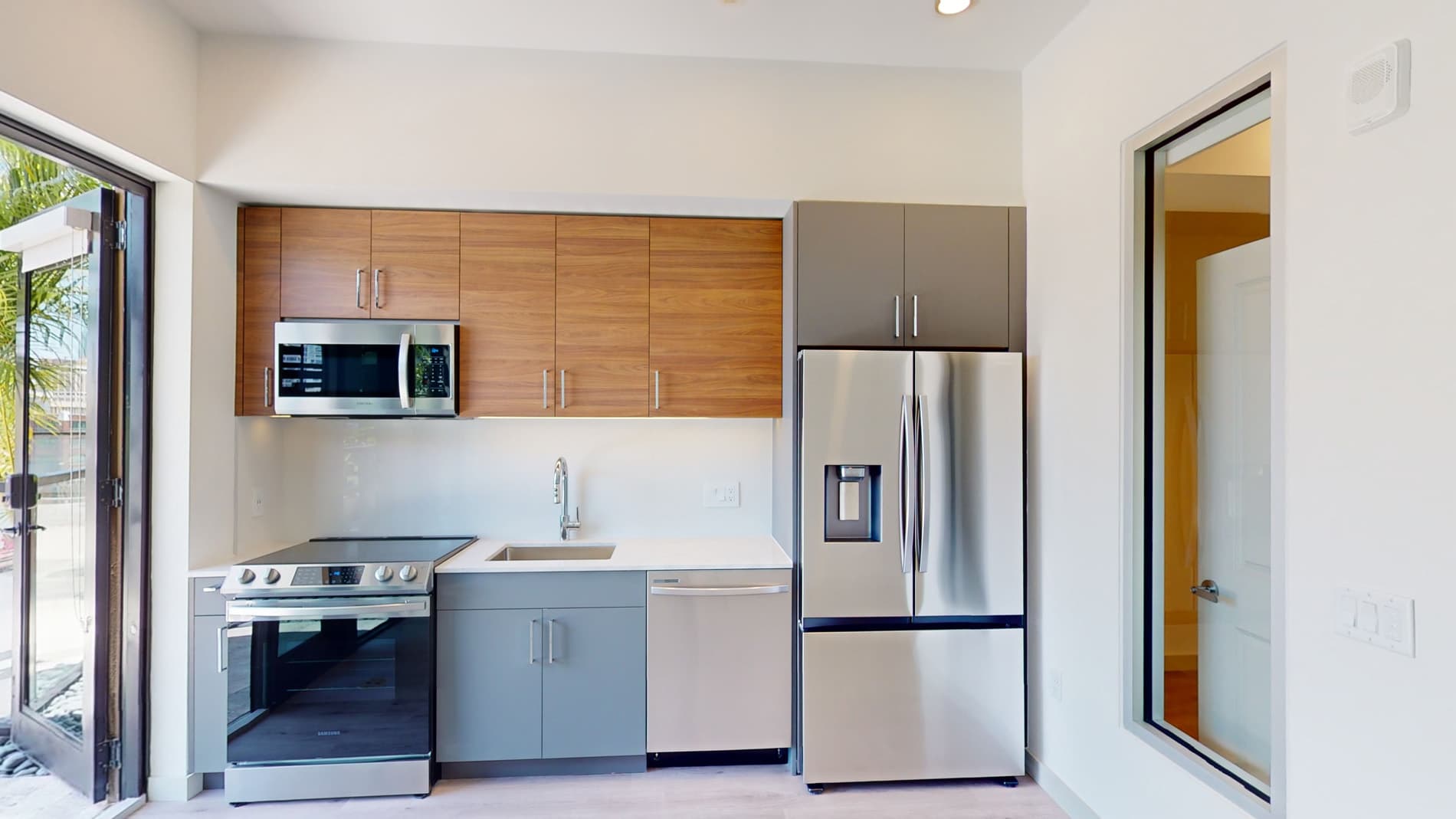 101 N Meridian 1 of 5