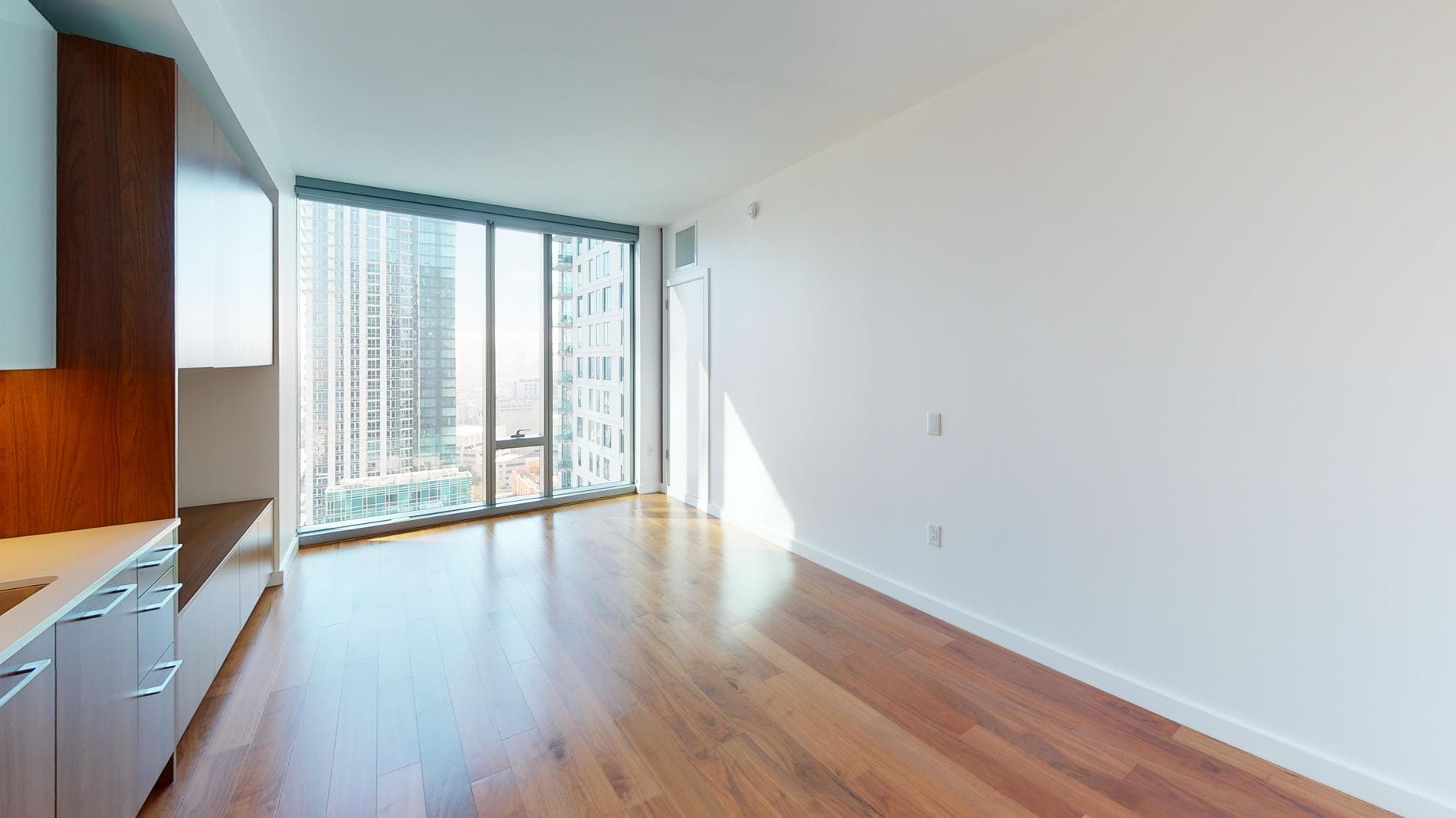 399 Fremont 2 of 4