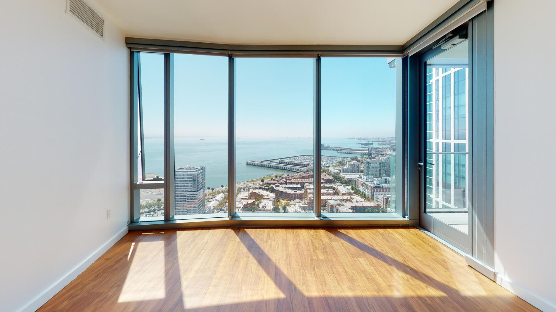 399 Fremont 2 of 5